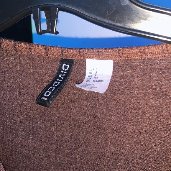 H&M CROP LONG SLEEVE - Picture 4 of 4